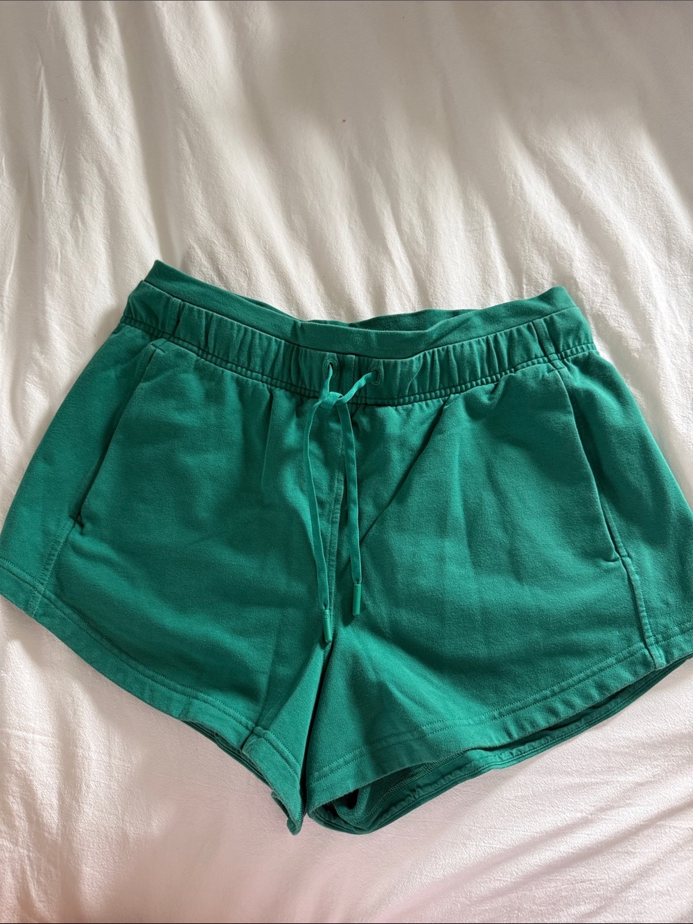 lululemon inner glow shorts